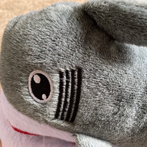 Plush Shark Slippers, Unisex, NWOT - Picture 4 of 10